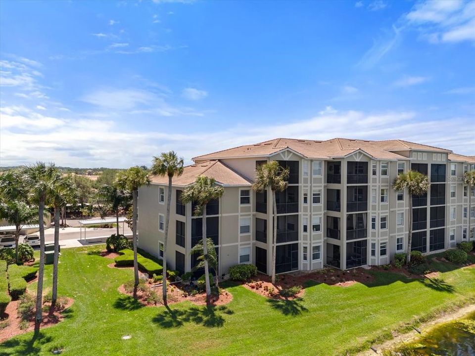 For Rent: $2,800 (2 beds, 2 baths, 1297 Square Feet)