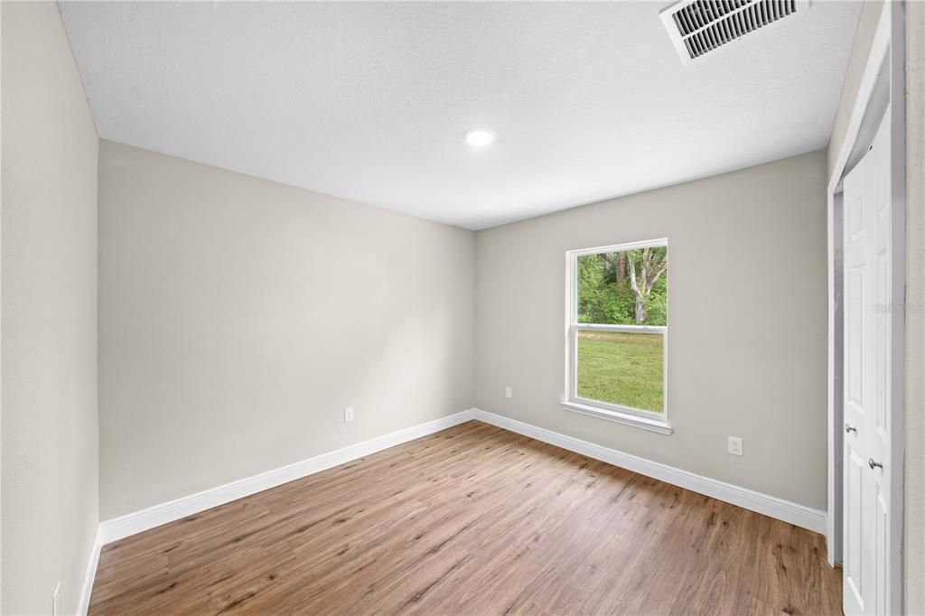 En Venta: $269,900 (3 camas, 2 baños, 1394 Pies cuadrados)