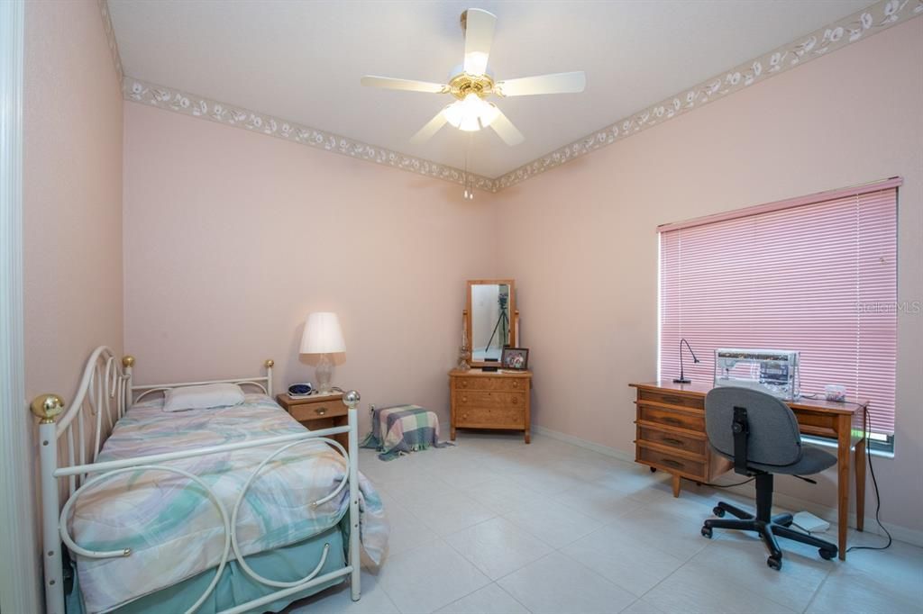 На продажу: $495,000 (5 спален, 3 ванн, 2577 Квадратных фут)