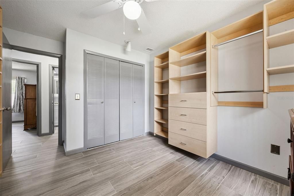 На продажу: $275,000 (3 спален, 2 ванн, 1284 Квадратных фут)