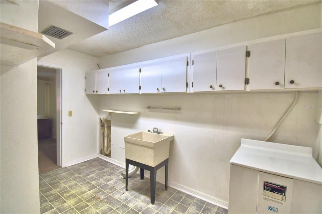 En Venta: $215,000 (3 camas, 2 baños, 1549 Pies cuadrados)