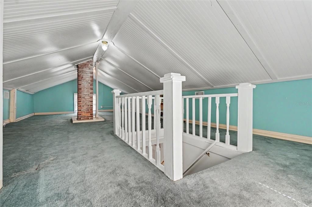 На продажу: $499,000 (3 спален, 1 ванн, 2433 Квадратных фут)