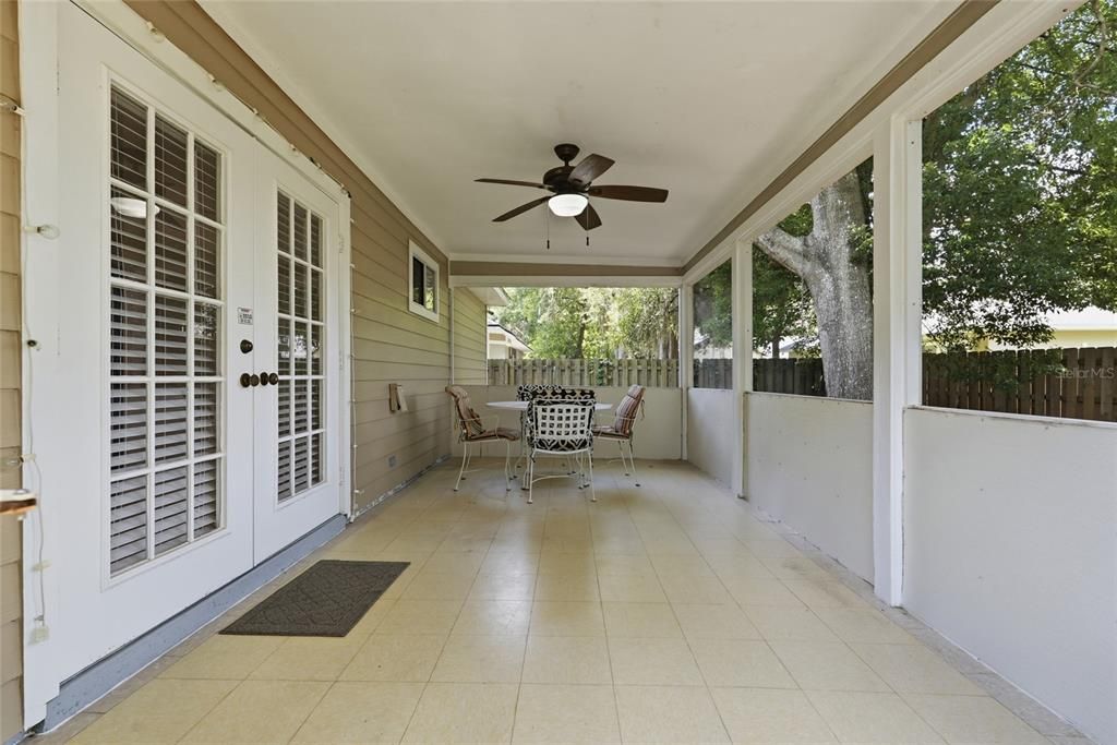 For Sale: $349,000 (3 beds, 2 baths, 1430 Square Feet)