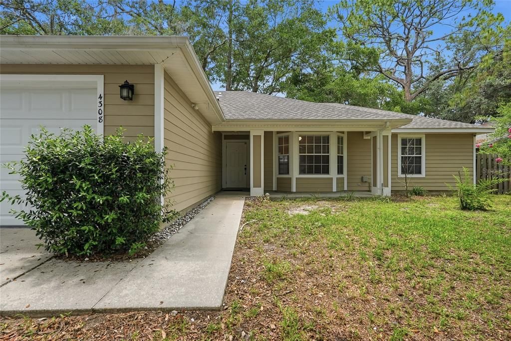 For Sale: $349,000 (3 beds, 2 baths, 1430 Square Feet)