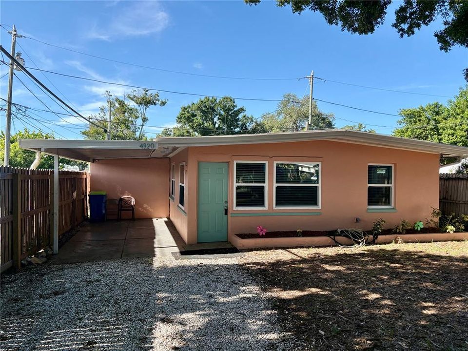 En Venta: $275,000 (2 camas, 1 baños, 959 Pies cuadrados)