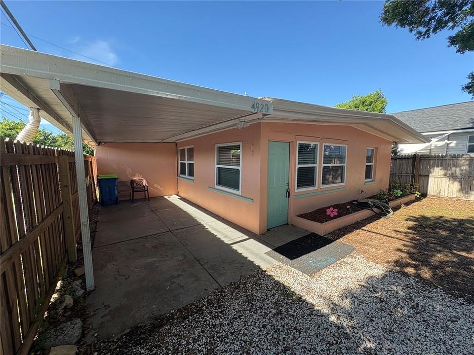En Venta: $275,000 (2 camas, 1 baños, 959 Pies cuadrados)