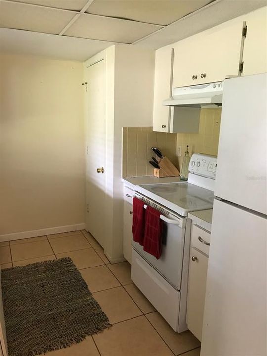 待售: $387,500 (3 贝兹, 0 浴室, 1942 平方英尺)