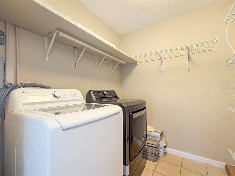 В аренду: $2,800 (5 спален, 4 ванн, 2140 Квадратных фут)