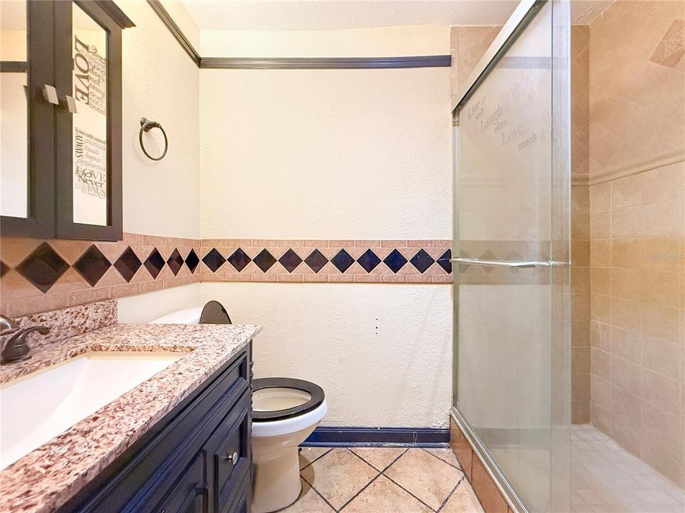 В аренду: $2,800 (5 спален, 4 ванн, 2140 Квадратных фут)