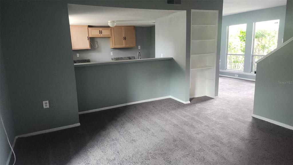 В аренду: $1,400 (2 спален, 2 ванн, 1211 Квадратных фут)