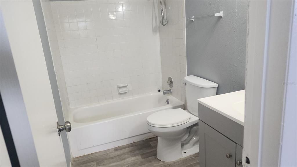 В аренду: $1,400 (2 спален, 2 ванн, 1211 Квадратных фут)