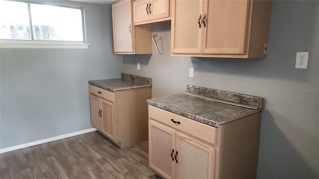 В аренду: $1,400 (2 спален, 2 ванн, 1211 Квадратных фут)