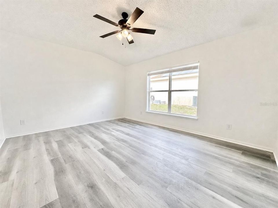 En Renta: $1,925 (3 camas, 2 baños, 1484 Pies cuadrados)