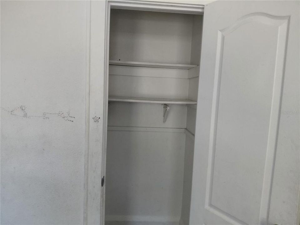 На продажу: $350,000 (3 спален, 2 ванн, 1099 Квадратных фут)