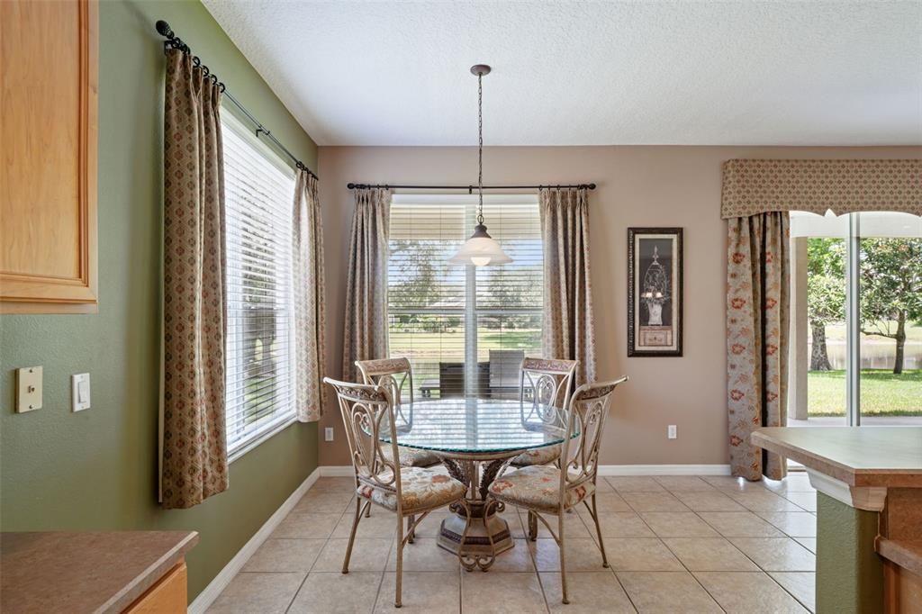 For Sale: $675,000 (4 beds, 3 baths, 2972 Square Feet)