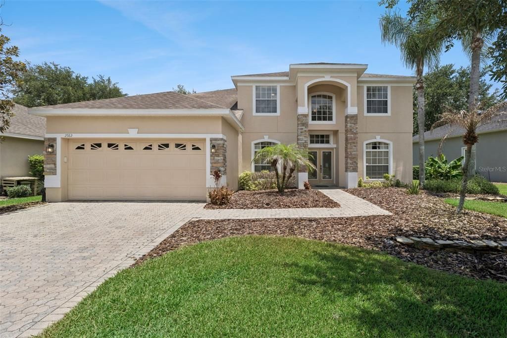 For Sale: $675,000 (4 beds, 3 baths, 2972 Square Feet)
