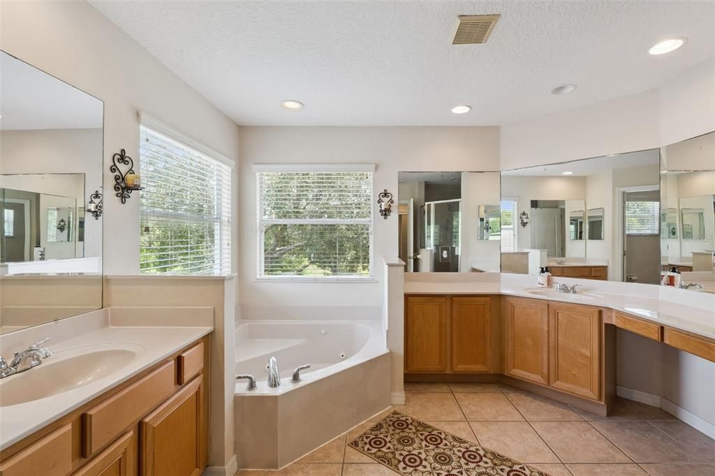 For Sale: $675,000 (4 beds, 3 baths, 2972 Square Feet)
