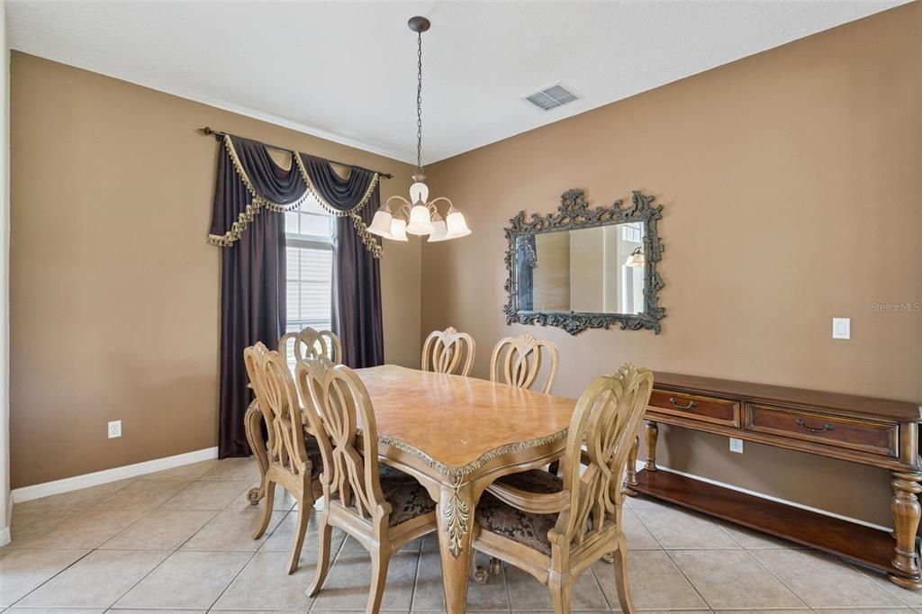 For Sale: $675,000 (4 beds, 3 baths, 2972 Square Feet)