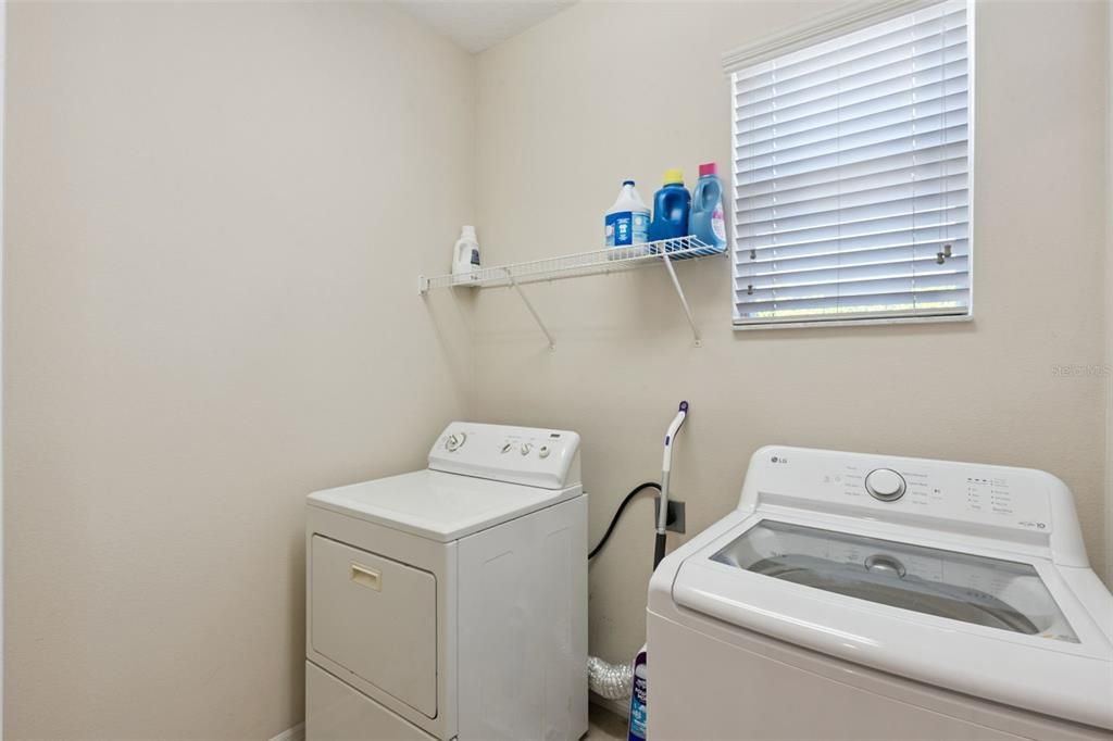 For Sale: $675,000 (4 beds, 3 baths, 2972 Square Feet)