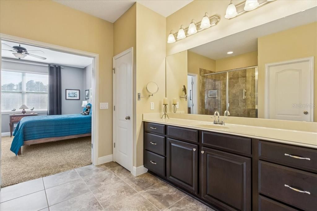 For Sale: $574,900 (3 beds, 2 baths, 2099 Square Feet)