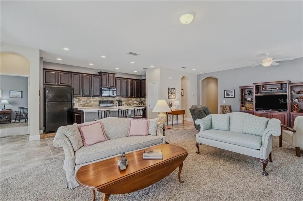 For Sale: $574,900 (3 beds, 2 baths, 2099 Square Feet)