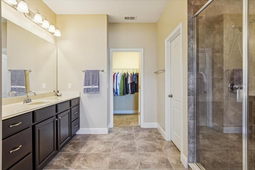 For Sale: $574,900 (3 beds, 2 baths, 2099 Square Feet)