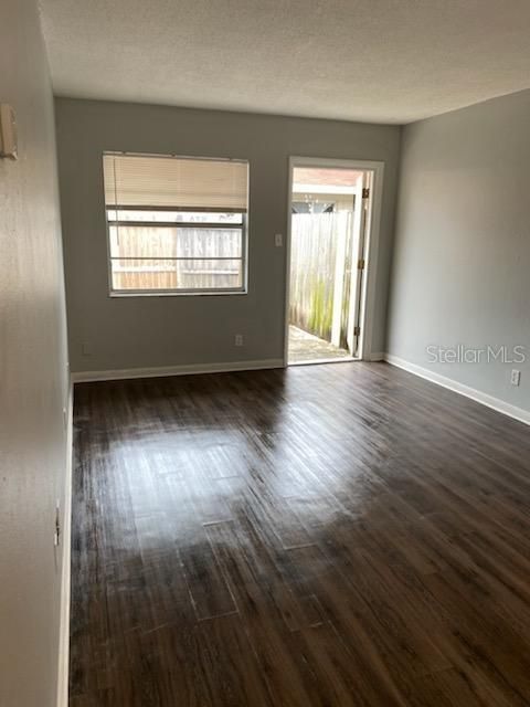 En Renta: $1,399 (2 camas, 1 baños, 900 Pies cuadrados)