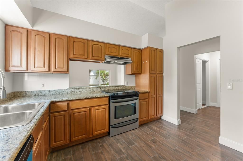 En Venta: $294,900 (2 camas, 2 baños, 981 Pies cuadrados)
