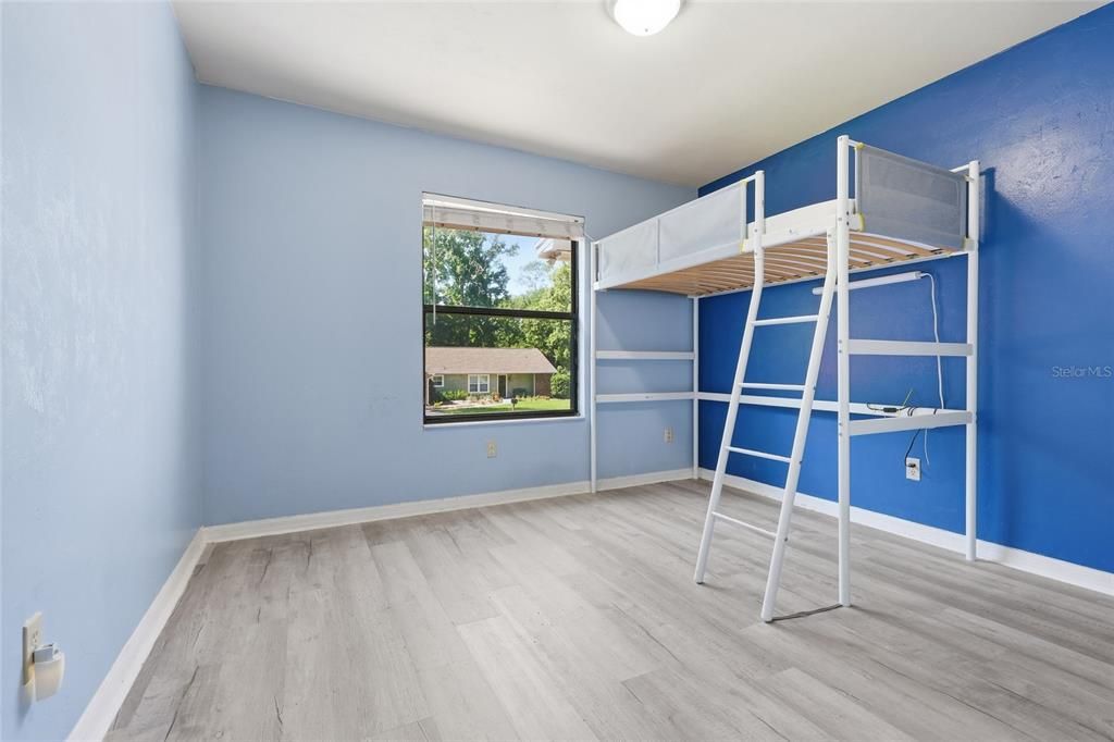 For Sale: $340,000 (3 beds, 2 baths, 1485 Square Feet)