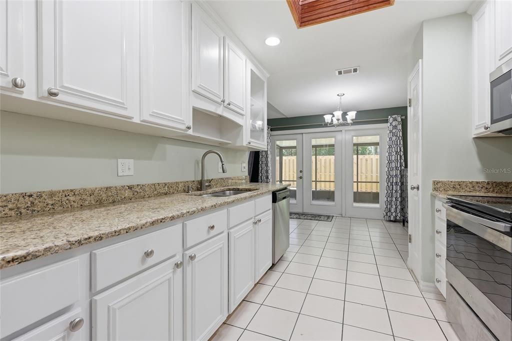 For Sale: $340,000 (3 beds, 2 baths, 1485 Square Feet)