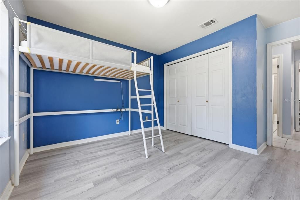 For Sale: $340,000 (3 beds, 2 baths, 1485 Square Feet)