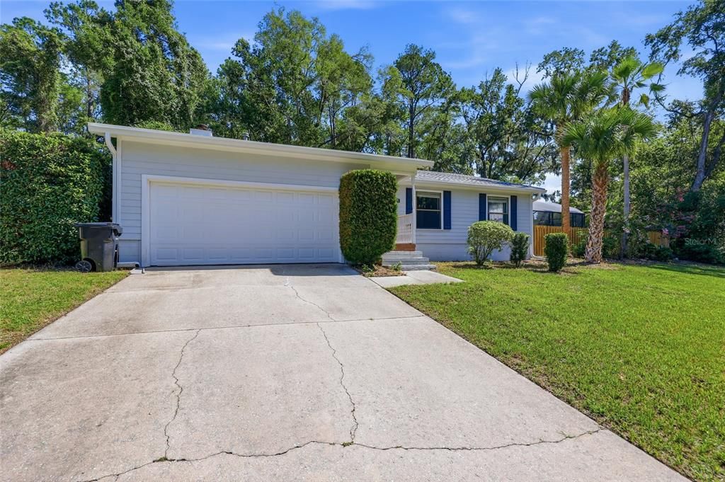 For Sale: $340,000 (3 beds, 2 baths, 1485 Square Feet)