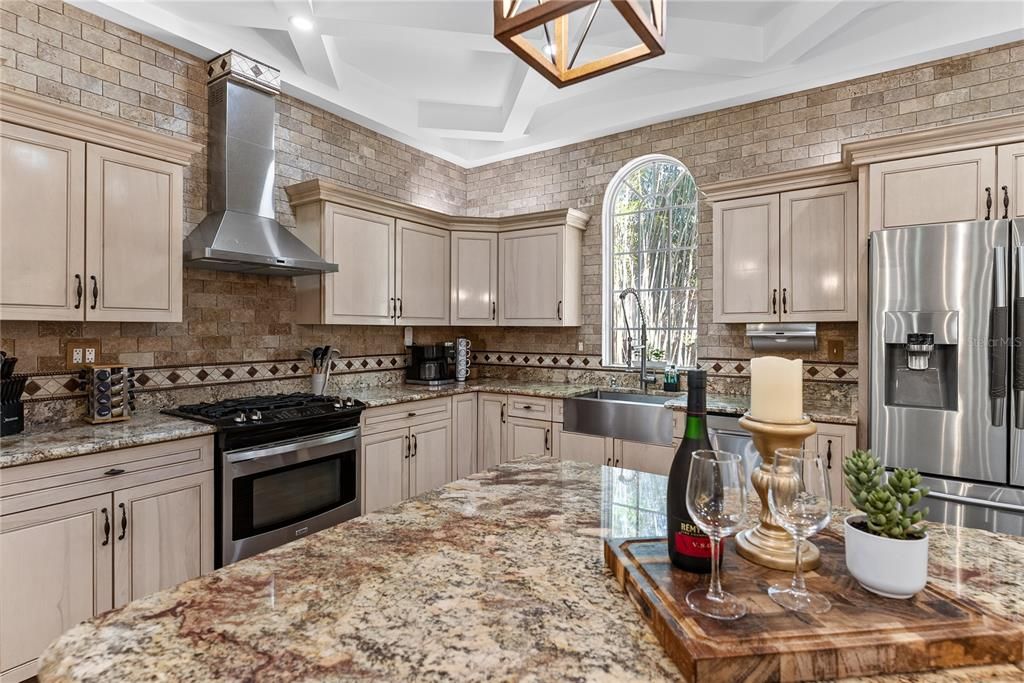 For Sale: $2,195,000 (4 beds, 6 baths, 4410 Square Feet)
