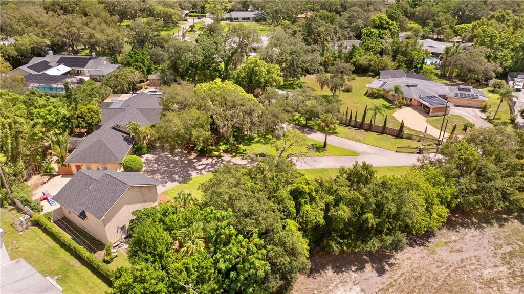 For Sale: $2,195,000 (4 beds, 6 baths, 4410 Square Feet)