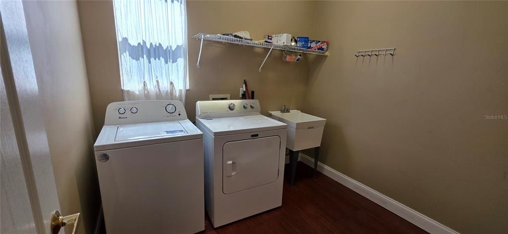 For Rent: $4,200 (4 beds, 2 baths, 2575 Square Feet)