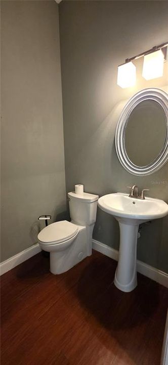 For Rent: $4,200 (4 beds, 2 baths, 2575 Square Feet)