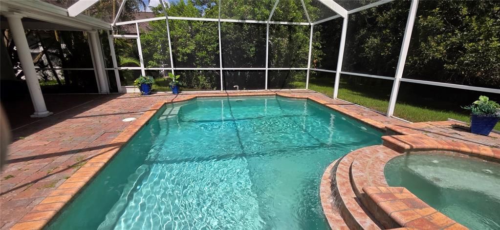 For Rent: $4,200 (4 beds, 2 baths, 2575 Square Feet)