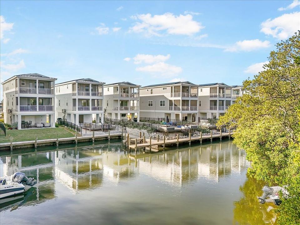 For Sale: $1,900,000 (4 beds, 3 baths, 1783 Square Feet)