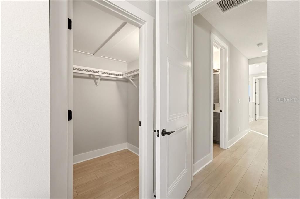 For Sale: $1,900,000 (4 beds, 3 baths, 1783 Square Feet)