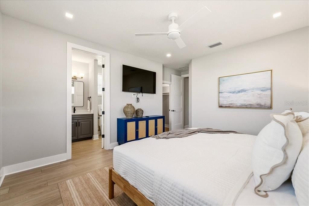 For Sale: $1,900,000 (4 beds, 3 baths, 1783 Square Feet)