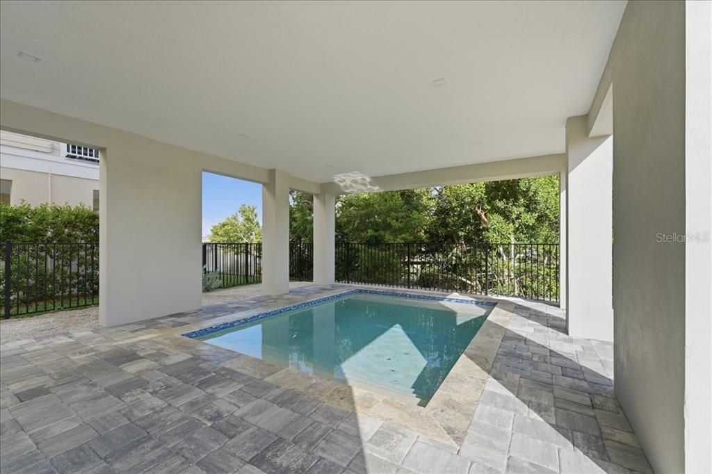 For Sale: $1,900,000 (4 beds, 3 baths, 1783 Square Feet)