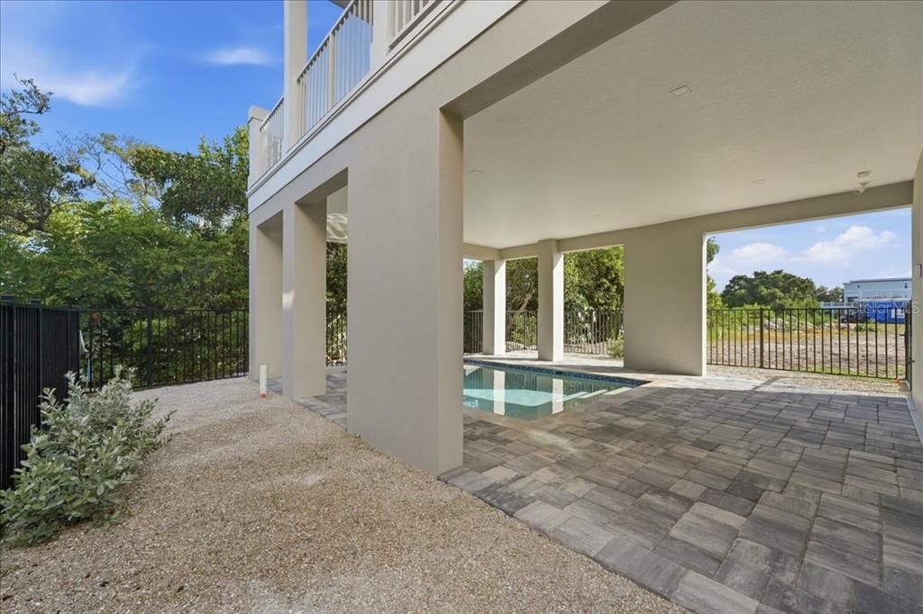 For Sale: $1,900,000 (4 beds, 3 baths, 1783 Square Feet)