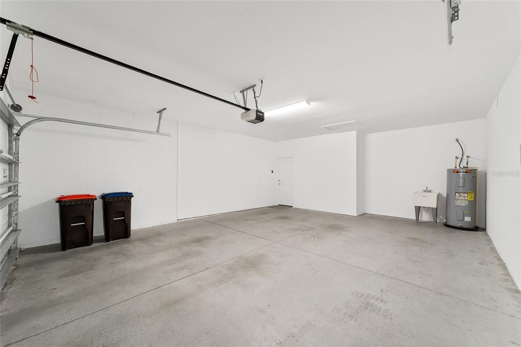 En Renta: $2,400 (3 camas, 2 baños, 1663 Pies cuadrados)