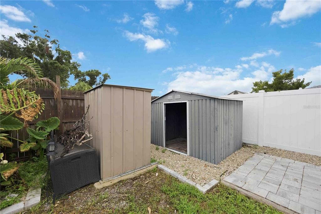 For Sale: $360,000 (3 beds, 2 baths, 1208 Square Feet)
