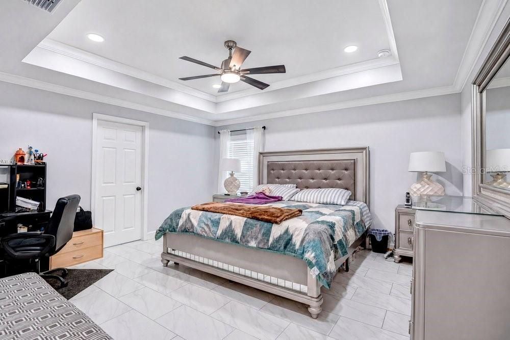 En Venta: $359,999 (3 camas, 2 baños, 1633 Pies cuadrados)