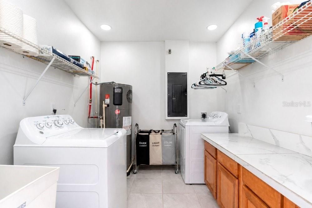 En Venta: $359,999 (3 camas, 2 baños, 1633 Pies cuadrados)