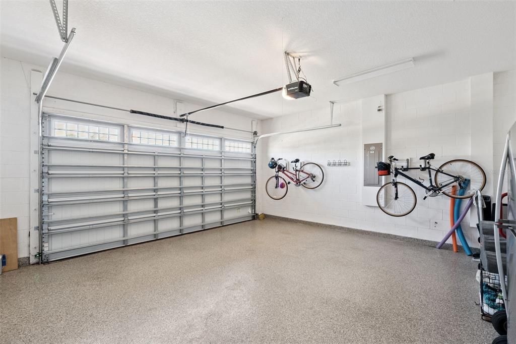 For Sale: $489,000 (3 beds, 3 baths, 2335 Square Feet)