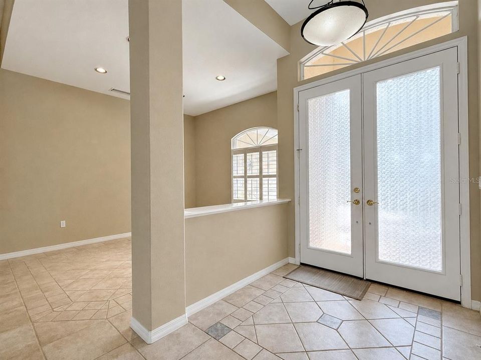 En Renta: $4,495 (4 camas, 3 baños, 2493 Pies cuadrados)