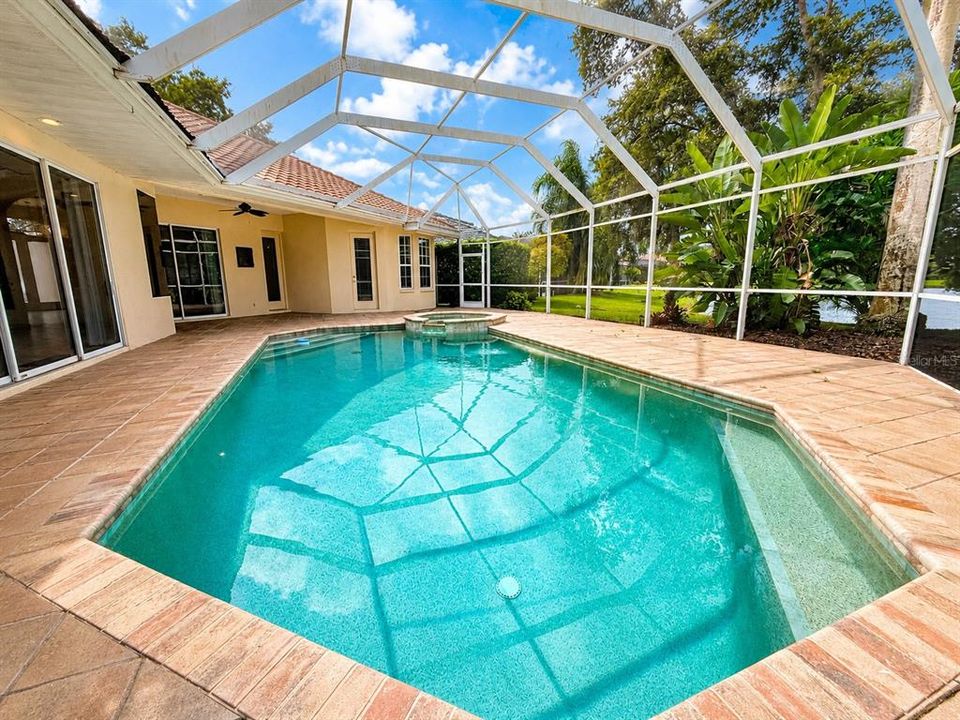 En Renta: $4,495 (4 camas, 3 baños, 2493 Pies cuadrados)