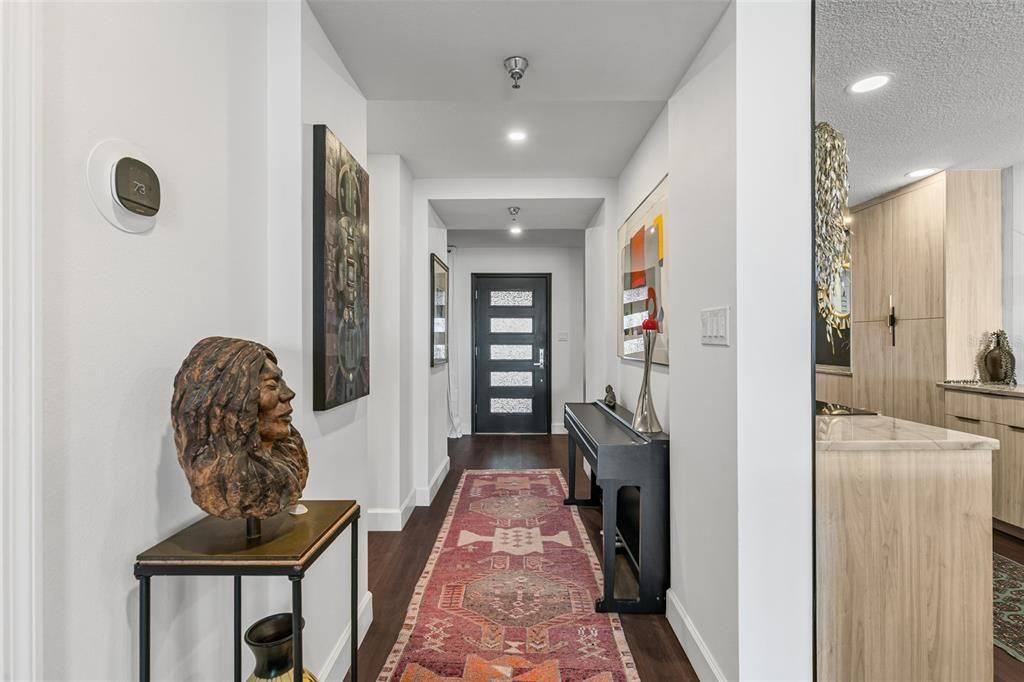 Active With Contract: $699,000 (2 beds, 2 baths, 1490 Square Feet)